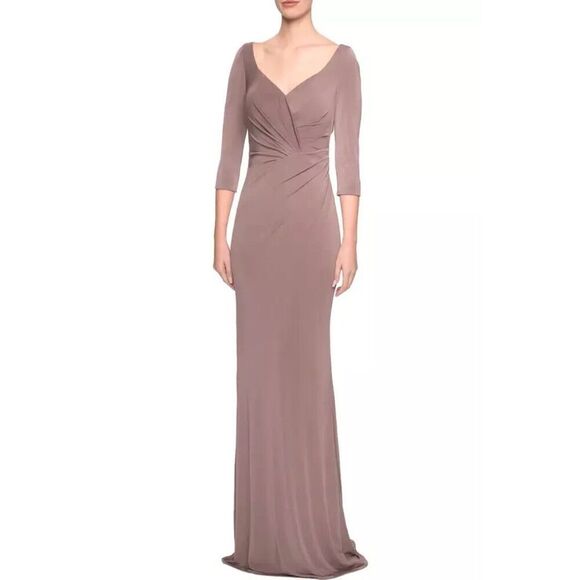 La Femme Cocoa Brown 3/4 Sleeve Ruched Jersey Column Gown Size 6 $365. 12 - Picture 1 of 11